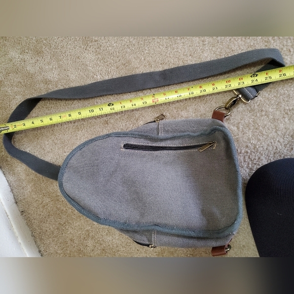 Michigan Gray Multi Zipper Fanny Pack/Crossbody Bag - Picture 13 of 16